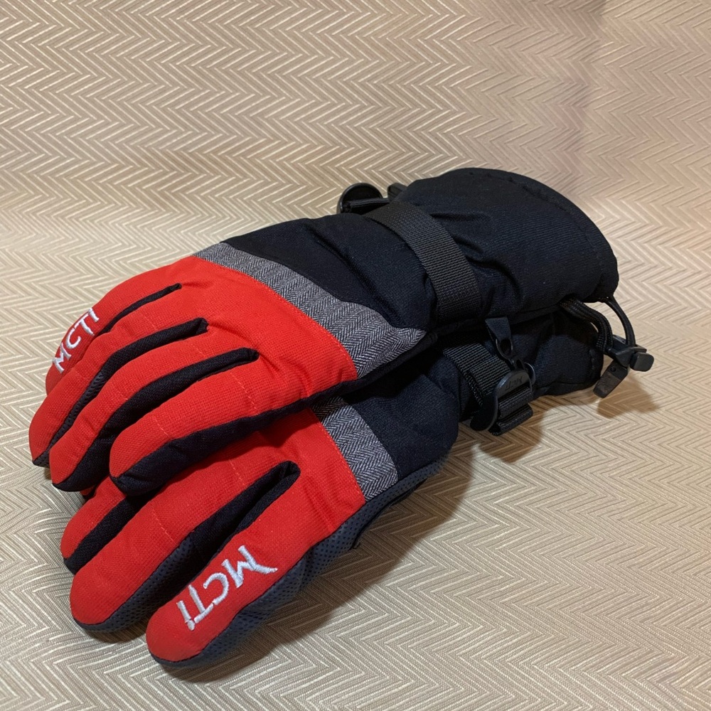 Red & Black MCTI Ski Gloves